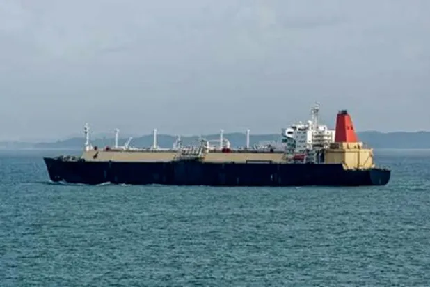 البحرين تستقبل أول شحنة غاز طبيعي مسال عبر مرفأ استيراد جديد