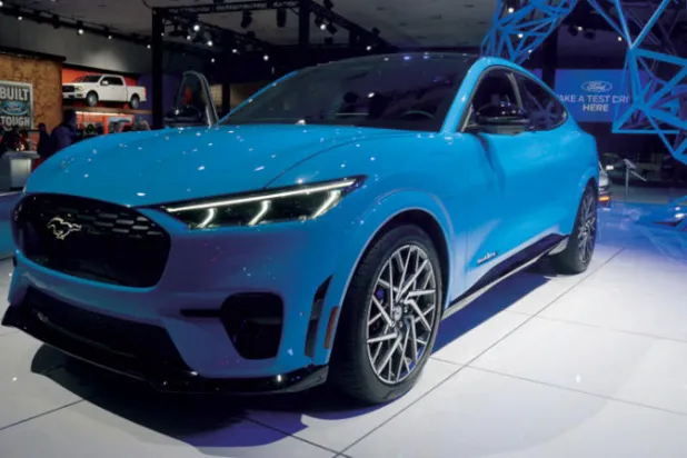 فورد موستانغ ماك إي