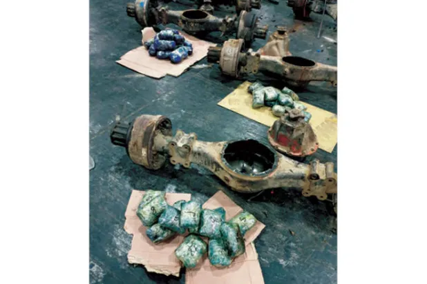 دبي تحبط تهريب 73 كيلوغراماً من مادة الكريستال المخدر