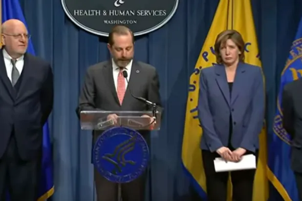 إدارة ترمب تدرس حظر السفر إلى الصين لتجنب انتشار الفيروس