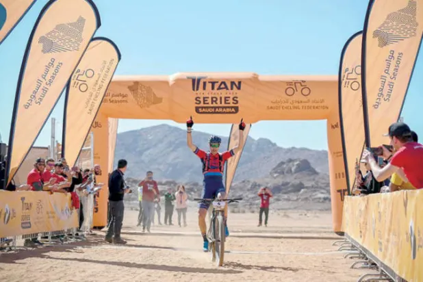 زبيارو يهيمن على صدارة بطولة «تيتان حائل للدراجات»