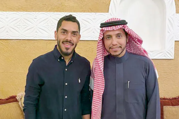 الدوسري يدفع ربع مليون دولار للفيصلي مقابل الرحيل للنصر