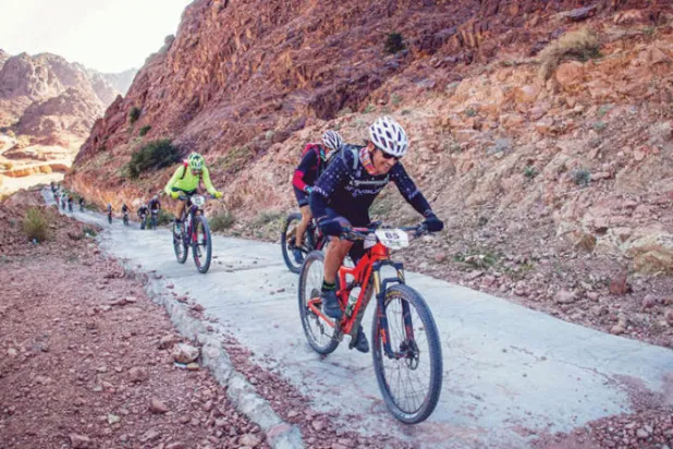 سيطرة إسبانية على منافسات بطولة حائل للدراجات