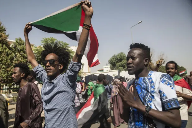 Darfur ve Beşir: 17 yıllık kovalamaca