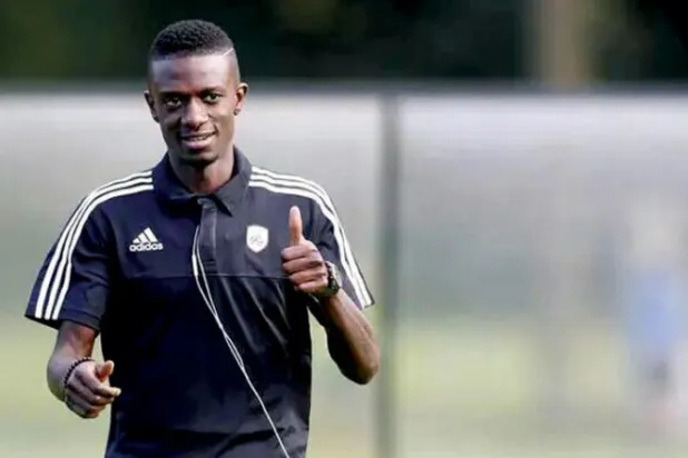 الشباب يستعيد معاذ