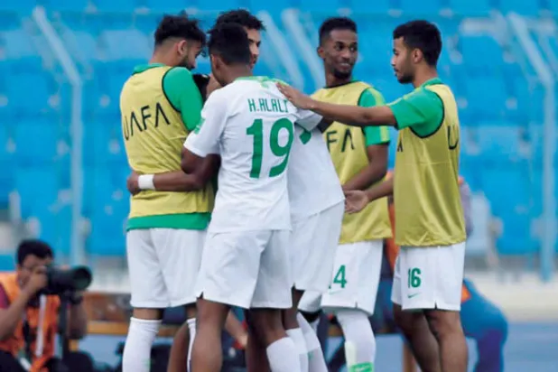 الأخضر الشاب يتصدر المجموعة الثالثة «عربياً»