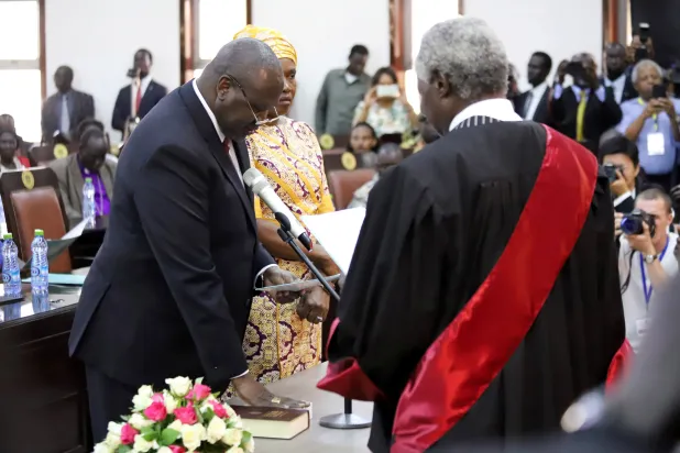 مشار يقسم اليمين نائباً أول لرئيس جنوب السودان