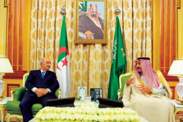 خطے کے تعلقات اور نئے امور پر تبادلۂ خیال کرنے کے لئے سعودی اور جزائر کے درمیان سربراہی اجلاس