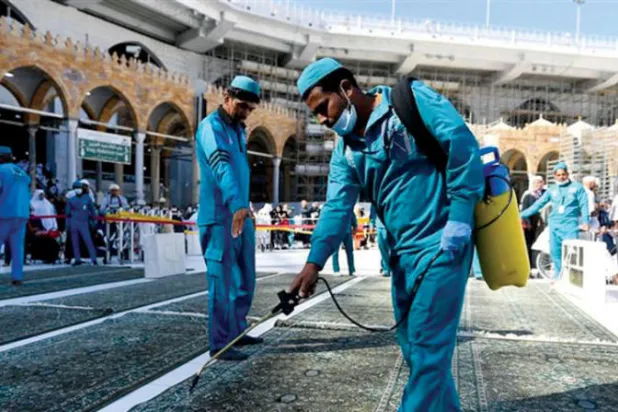 مضاعفة الإجراءات داخل الحرم المكي للوقاية من «الفيروس»