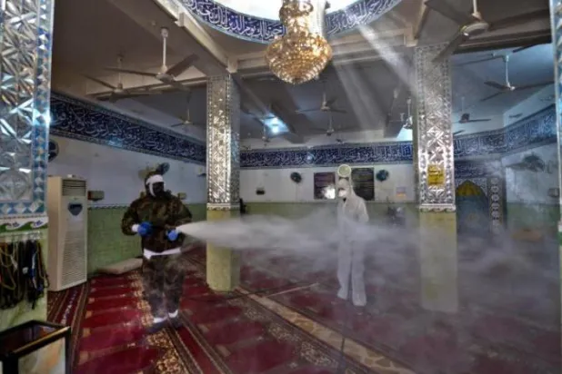 Koronavirüs Cuma namazlarını da etkiledi