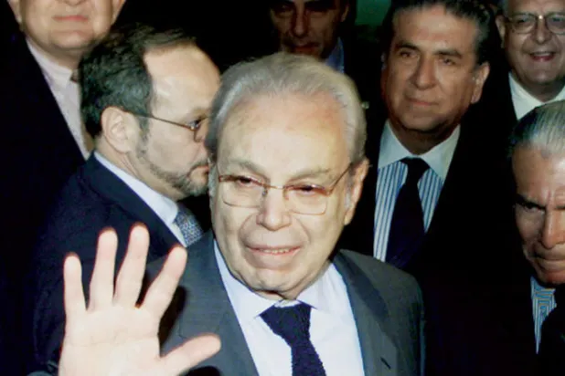 خافيير بيريز دي كويار يرحل عن مائة عام تاركاً إرثاً في صنع السلام