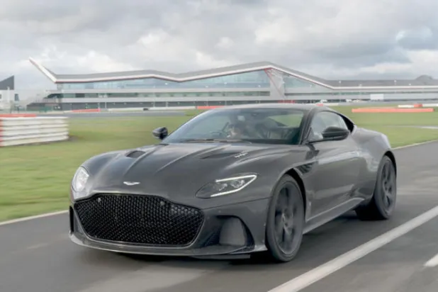 طراز «دي بي إس» على الحلبة