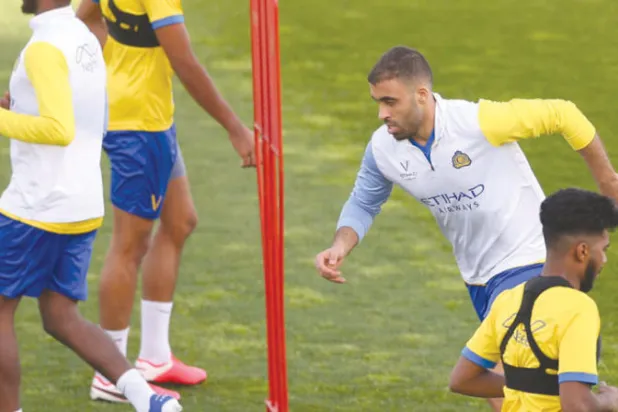 حمد الله يعتذر ويعود للتدريبات قبل مواجهة الرائد