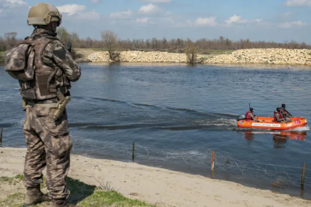 المفوضية الأوروبية تزور أثينا اليوم لمناقشة أزمة المهاجرين مع اليونان