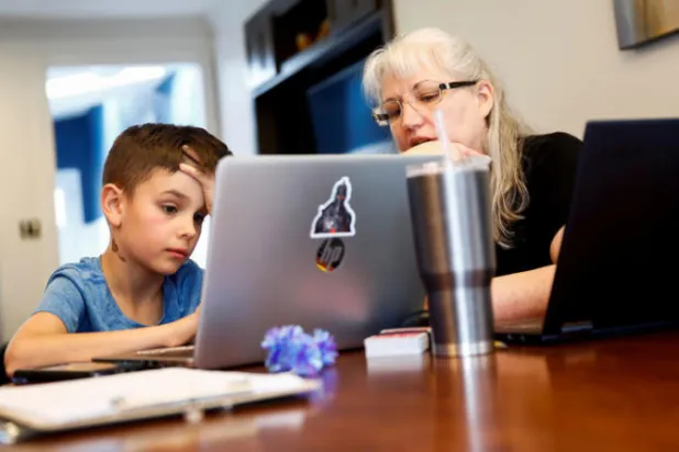 اختبار آفاق التعلم عبر الإنترنت مع مغادرة 290 مليون طالب منظومة التعليم بسبب «كورونا»