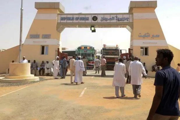 تمديد نهائي لفتح معبر مع السودان تسهيلاً لعودة المصريين
