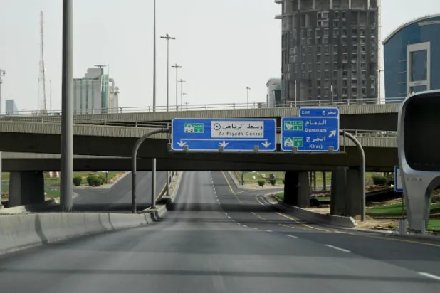 في «زمن الكورونا»... الموت بلا عزاء... والزواج بدون أفراح