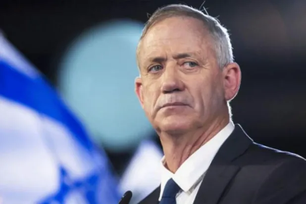 گینٹز دائیں بازو کے ووٹوں کے ذریعہ كنيسٹ کے صدر متعین