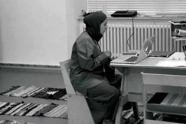 سیاسی کارٹون کا انعام بحرین کی سارہ قائد کے نام