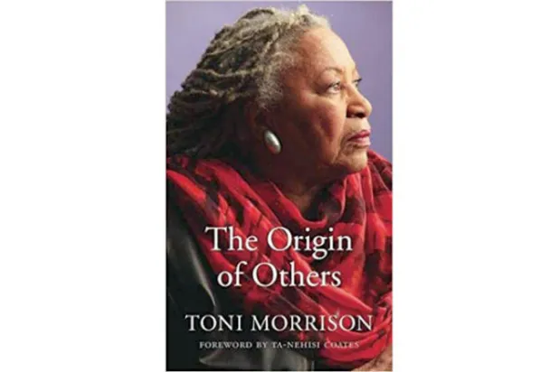 «في أصل الآخرين»... توني موريسون تحلل «رومانسية الرق»