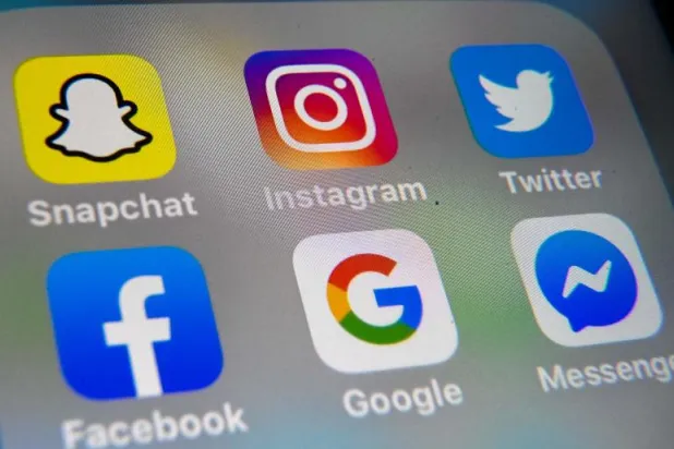 بالصور... كيف تحارب عمالقة الإنترنت والتواصل الاجتماعي فيروس «كورونا»؟