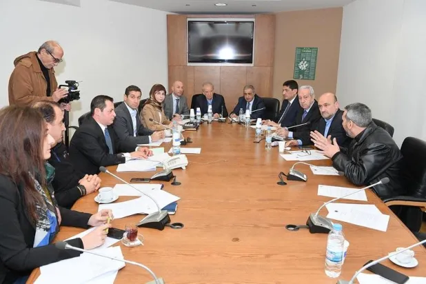 لبنان يقترب من عودة النفايات لتغرق الشوارع