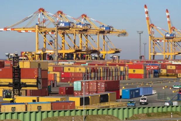 منطقة اليورو تبدأ الانزلاق على منحدر التضخم بفعل «كورونا»