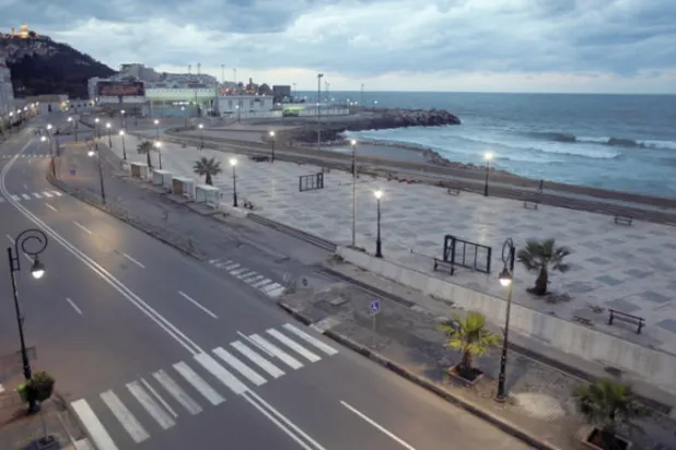 الجزائر البيضاء... متفائلة وسط سحابات الحزن العابرة