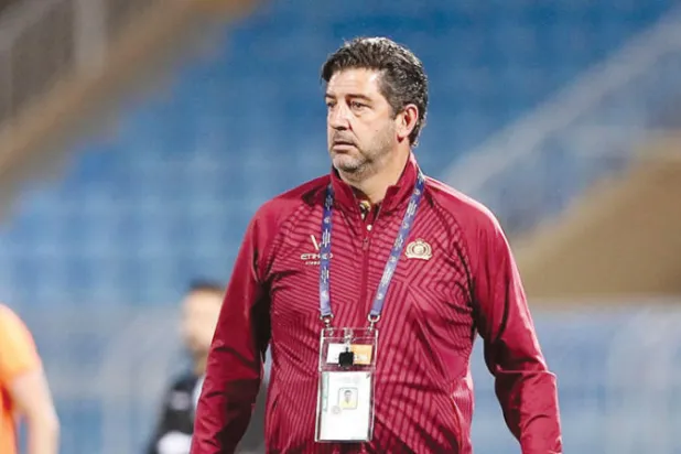 النصر يفتح ملف التجديد مع فيتوريا وبيتروس وأمرابط