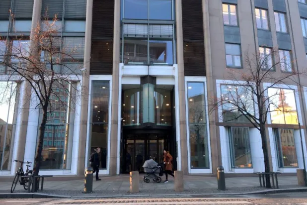 النرويج تخفف بعض قيود «كورونا» بعد «السيطرة على الفيروس»