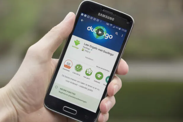 انتشار كبير لتطبيقات وألعاب إلكترونية لتعليم اللغات عن بعد