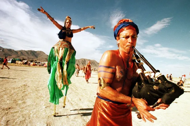 Dünyaca ünlü Burning Man Festivali iptal edildi