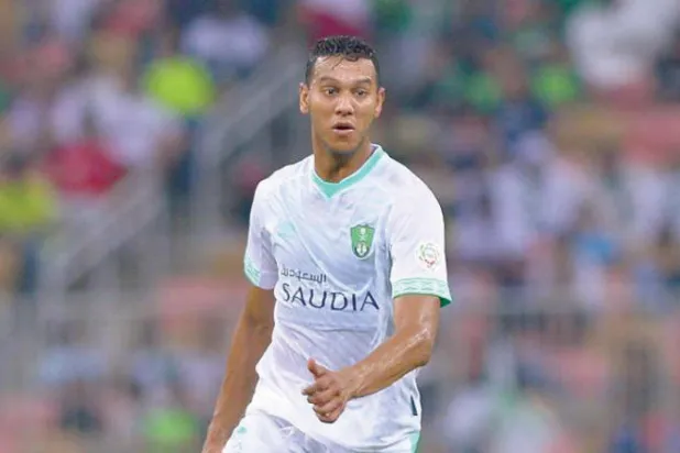 الأهلي يحصل على موافقة مبدئية من لاعبيه لتخفيض رواتبهم