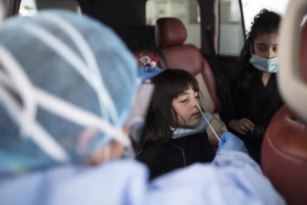 «صحة دبي» تبدأ في استخدام بلازما الدم لعلاج «كورونا»