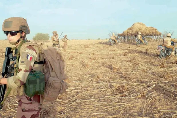 Terörle mücadele eden Fransız Yabancı Lejyonu’yla yolculuk