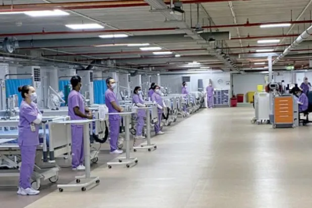 Bahreyn, 7 gün için otoparkı Korona hastanesine dönüştürdü