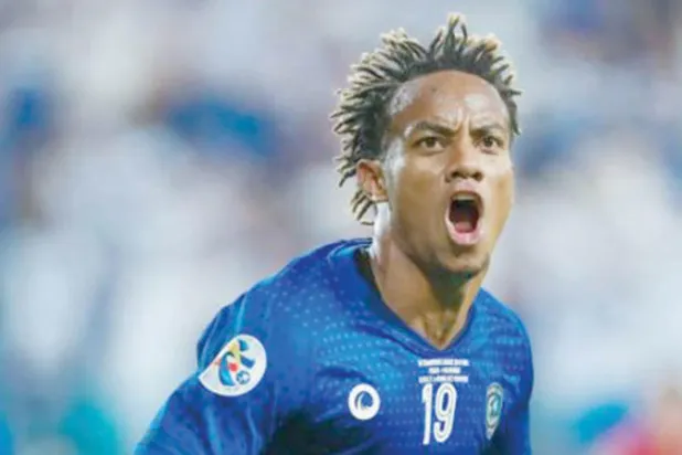 الهلال يعدّ رحيل كاريلو «كذبة أبريل»