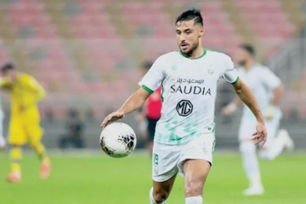 أندية خليجية تفاوض وكيل أعمال بلايلي