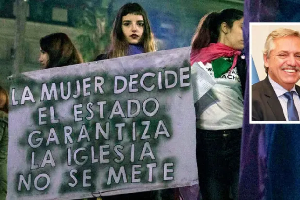 الأرجنتين... الدعوات لجعل اللغة «أقل ذكورية» تكتسب زخماً وتثير انقسامات