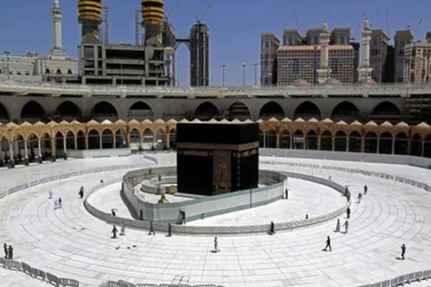 الوقاية من «كورونا» تفرض حالة خاصة على الحرمين خلال رمضان