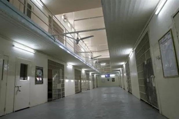 العراق: إطلاق سراح أكثر من 20 ألف موقوف بسبب «كورونا»