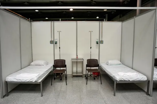 امرأة إكوادورية تعود إلى الحياة بعد إعلان وفاتها بكورونا وإحراق جثتها