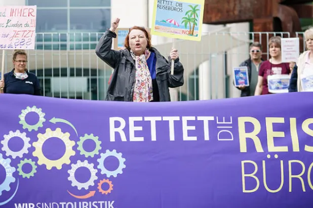 هبوط مريع لمزاج الشركات والمستهلكين الألمان