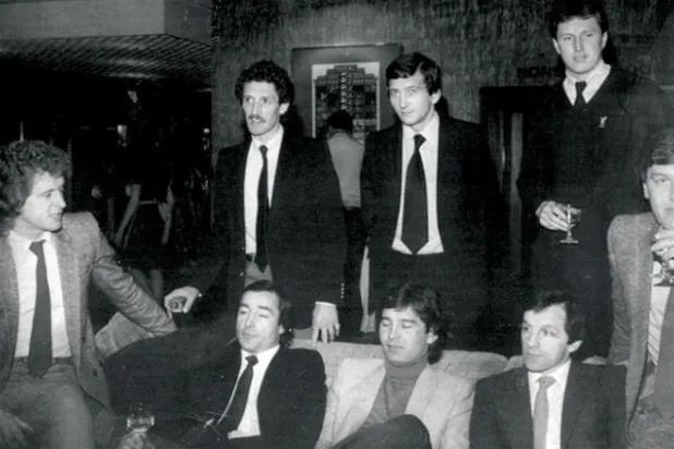 ثمانية لاعبين مزقوا عقودهم لإنقاذ بريستول سيتي