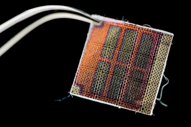 ابتكار خلايا شمسية للأجهزة الإلكترونية القابلة للارتداء