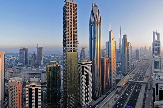 في الإمارات... لا مكان للذعر في الحرب ضد «كورونا»