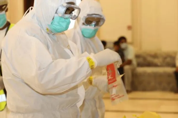 عُمان: حالة وفاة و112 إصابة جديدة بـ«كورونا»