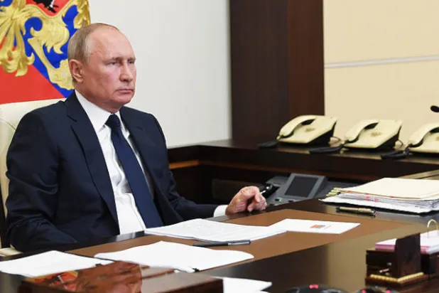 بوتين ينهي «عطلة كورونا» والشركات تستأنف نشاطها