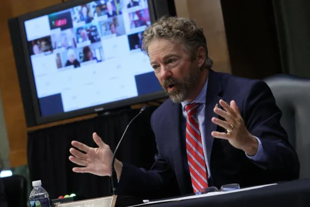 رغم كورونا... سيناتور أميركي يعتبر الاستمرار بإقفال المدارس «خطأ كبيراً»