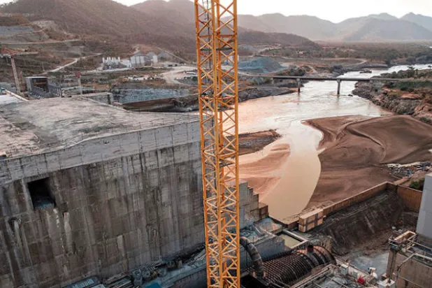 أديس أبابا: لا حاجة لإخطار القاهرة والخرطوم بملء السد